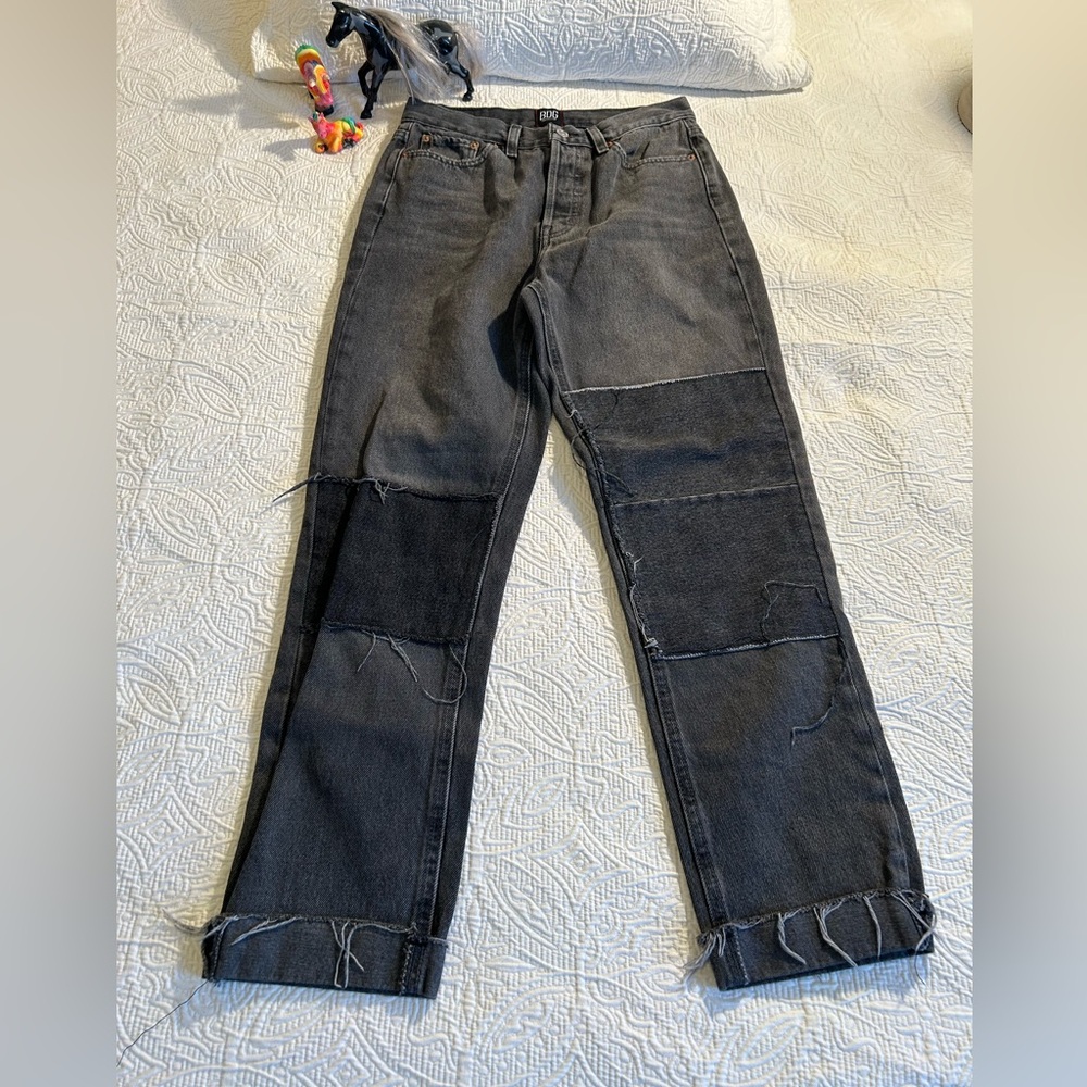 BDG Distressed Jeans